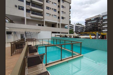 Apartamento à venda com 78m², 3 quartos e 1 vagaÁrea comum - Piscina