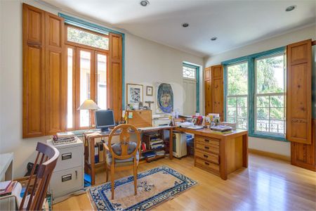 Casa à venda com 5 quartos, 360m² em Santo Amaro, São Paulo