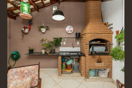 Casa à venda com 3 quartos, 150m² em Vila Libanesa, São Paulo