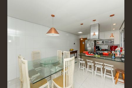 Casa à venda com 3 quartos, 150m² em Vila Libanesa, São Paulo