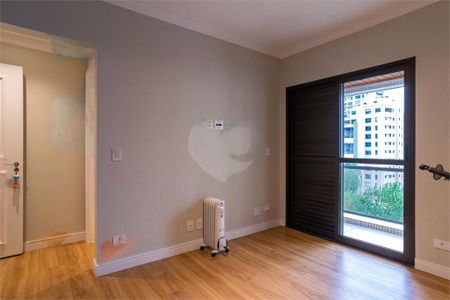 Apartamento à venda com 4 quartos, 240m² em Jardim Fonte do Morumbi, São Paulo