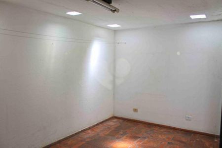 Casa à venda com 4 quartos, 273m² em Jardim Marajoara, São Paulo