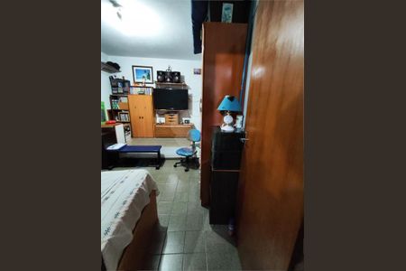 Casa à venda com 235m², 3 quartos e 1 vaga