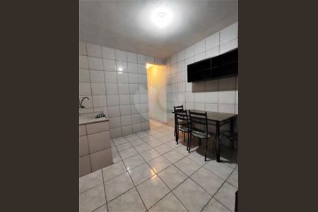 Casa à venda com 3 quartos, 235m² em Jardim Martini, São Paulo