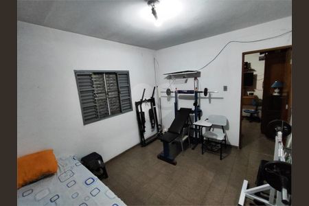 Casa à venda com 235m², 3 quartos e 1 vaga