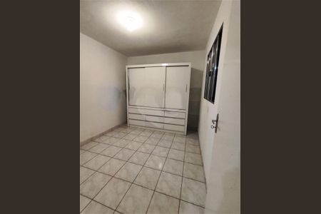 Casa à venda com 235m², 3 quartos e 1 vaga