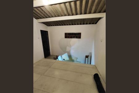 Casa à venda com 3 quartos, 235m² em Jardim Martini, São Paulo