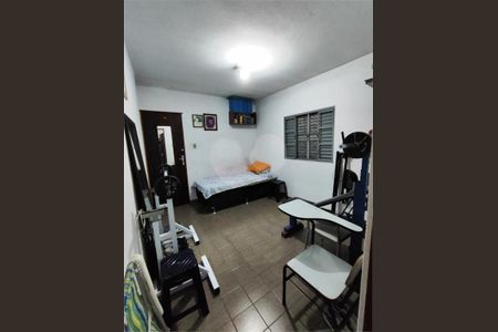 Casa à venda com 235m², 3 quartos e 1 vaga