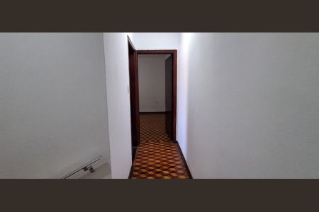 Casa para alugar com 154m², 3 quartos e 2 vagas Casa para alugar com 154m², 3 quartos e 2 vagasCorredor
