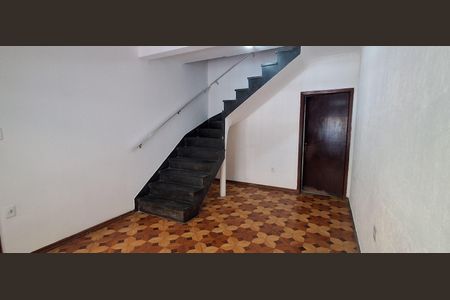 Sala de casa para alugar com 3 quartos, 154m² em Nova Gerti, São Caetano do Sul