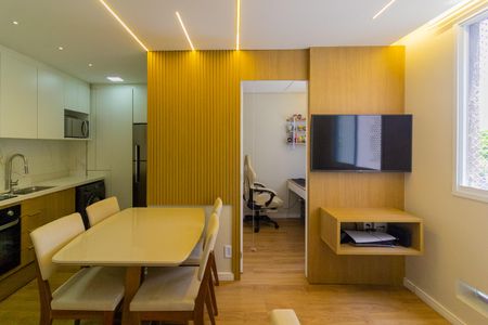 Sala de apartamento para alugar com 2 quartos, 34m² em Santo Amaro, São Paulo