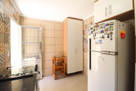 Casa à venda com 80m², 2 quartos e 1 vaga