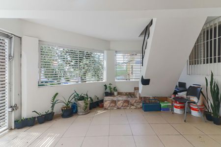 Casa à venda com 150m², 3 quartos e 2 vagasGaragem