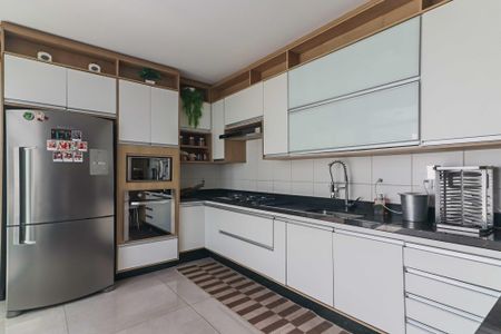 Casa à venda com 150m², 3 quartos e 2 vagasCozinha 