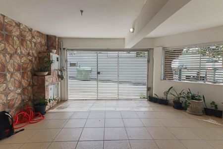Casa à venda com 150m², 3 quartos e 2 vagasGaragem