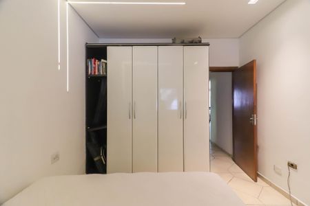 Casa à venda com 150m², 3 quartos e 2 vagasQuarto 2