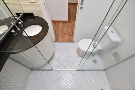 Casa de condomínio para alugar com 129m², 3 quartos e 2 vagasBanheiro 2