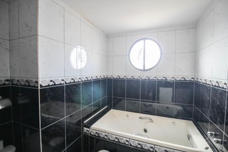 Apartamento para alugar com 100m², 3 quartos e 2 vagas Apartamento para alugar com 100m², 3 quartos e 2 vagasBanheiro da Suíte