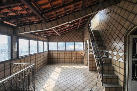 Apartamento para alugar com 100m², 3 quartos e 2 vagas Apartamento para alugar com 100m², 3 quartos e 2 vagasTerraço