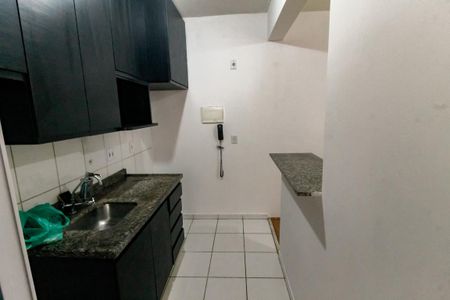 Apartamento para alugar com 71m², 2 quartos e 1 vaga Apartamento para alugar com 71m², 2 quartos e 1 vagaCozinha - Armários