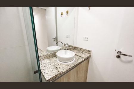 Apartamento para alugar com 47m², 2 quartos e sem vagaBanheiro