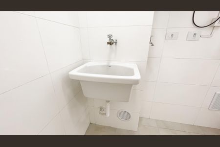 Apartamento para alugar com 47m², 2 quartos e sem vagaCozinha e Área de Serviço