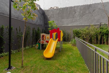 Apartamento para alugar com 49m², 1 quarto e 1 vaga Apartamento para alugar com 49m², 1 quarto e 1 vagaÁrea comum - Playground