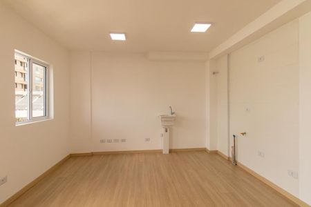 Sala/Cozinha de apartamento para alugar com 1 quarto, 34m² em Capão Raso, Curitiba