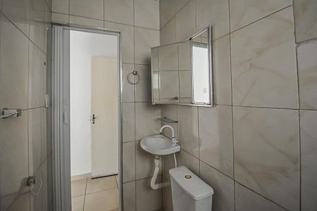 Casa para alugar com 45m², 1 quarto e sem vaga Casa para alugar com 45m², 1 quarto e sem vagaBanheiro