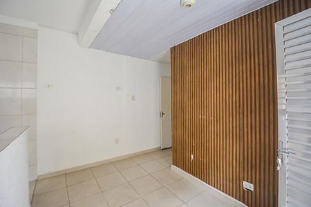 Casa para alugar com 45m², 1 quarto e sem vaga Casa para alugar com 45m², 1 quarto e sem vagaSala