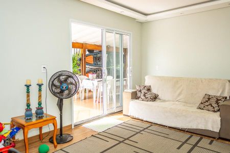 Sala de casa para alugar com 5 quartos, 186m² em Vila Biasi, Americana