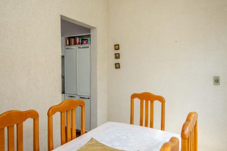 Casa para alugar com 186m², 5 quartos e 5 vagas Casa para alugar com 186m², 5 quartos e 5 vagasCopa