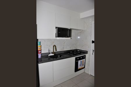 Apartamento para alugar com 32m², 2 quartos e sem vaga Apartamento para alugar com 32m², 2 quartos e sem vagaDetalhe - Cozinha Americana