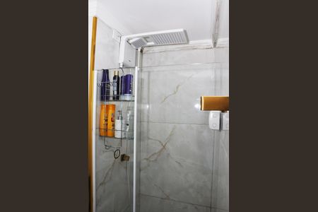 Apartamento para alugar com 32m², 2 quartos e sem vaga Apartamento para alugar com 32m², 2 quartos e sem vagaDetalhe - Banheiro Social