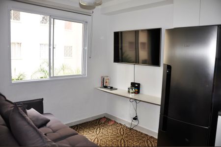 Apartamento para alugar com 32m², 2 quartos e sem vaga Apartamento para alugar com 32m², 2 quartos e sem vagaDetalhe - Sala