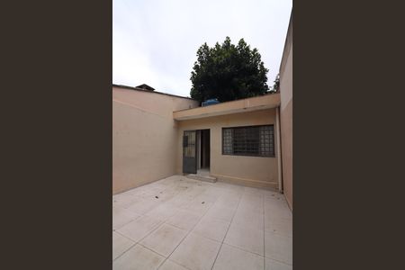 Casa para alugar com 143m², 4 quartos e 2 vagasQuintal