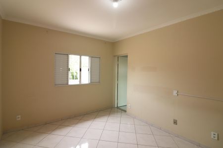 Casa para alugar com 143m², 4 quartos e 2 vagasSuíte 1