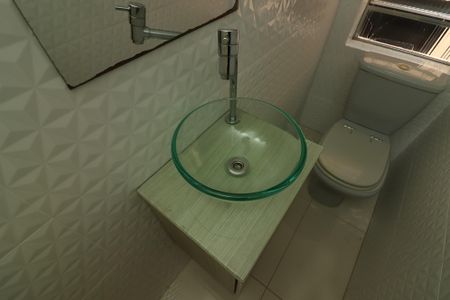 Casa para alugar com 143m², 4 quartos e 2 vagasLavabo