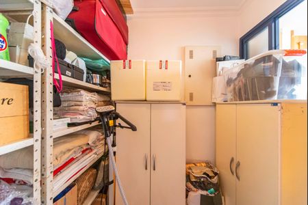 Apartamento para alugar com 260m², 4 quartos e 4 vagasDespensa