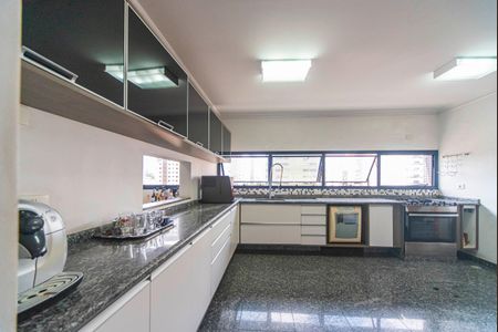 Apartamento para alugar com 260m², 4 quartos e 4 vagasCozinha