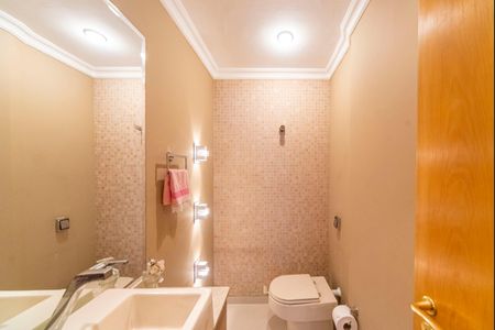 Apartamento para alugar com 260m², 4 quartos e 4 vagasLavabo