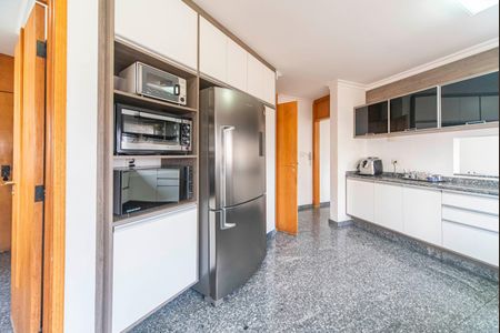 Apartamento para alugar com 260m², 4 quartos e 4 vagasCozinha