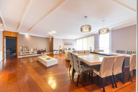 Sala de apartamento para alugar com 4 quartos, 260m² em Vila Bastos, Santo André