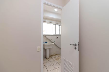 Apartamento para alugar com 148m², 3 quartos e 2 vagas Apartamento para alugar com 148m², 3 quartos e 2 vagasQuarto de Serviço