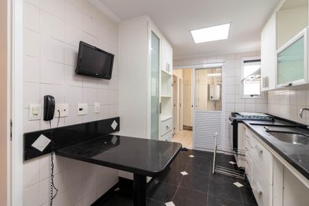 Apartamento para alugar com 148m², 3 quartos e 2 vagas Apartamento para alugar com 148m², 3 quartos e 2 vagasCozinha