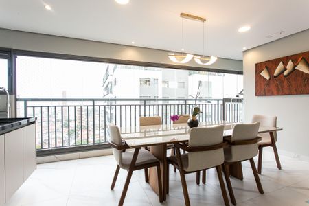 Apartamento à venda com 112m², 3 quartos e 2 vagasVaranda gourmet