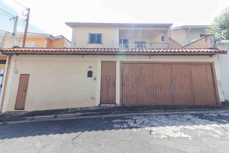 Casa para alugar com 360m², 5 quartos e 4 vagasFachada