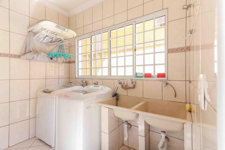 Casa para alugar com 360m², 5 quartos e 4 vagasLavanderia