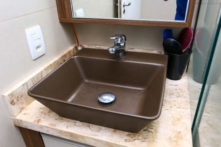 Apartamento para alugar com 70m², 2 quartos e 1 vagasuíte 