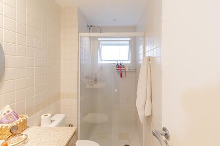 Apartamento à venda com 47m², 1 quarto e 1 vaga Apartamento à venda com 47m², 1 quarto e 1 vagaBanheiro da Suíte